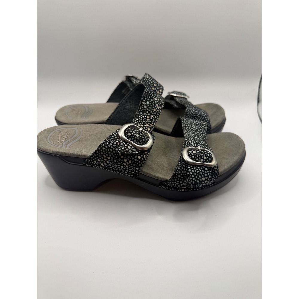 Dansko Slide Sandals Womens 36 Black Good Metallic Stingray Print Buckle Wedge